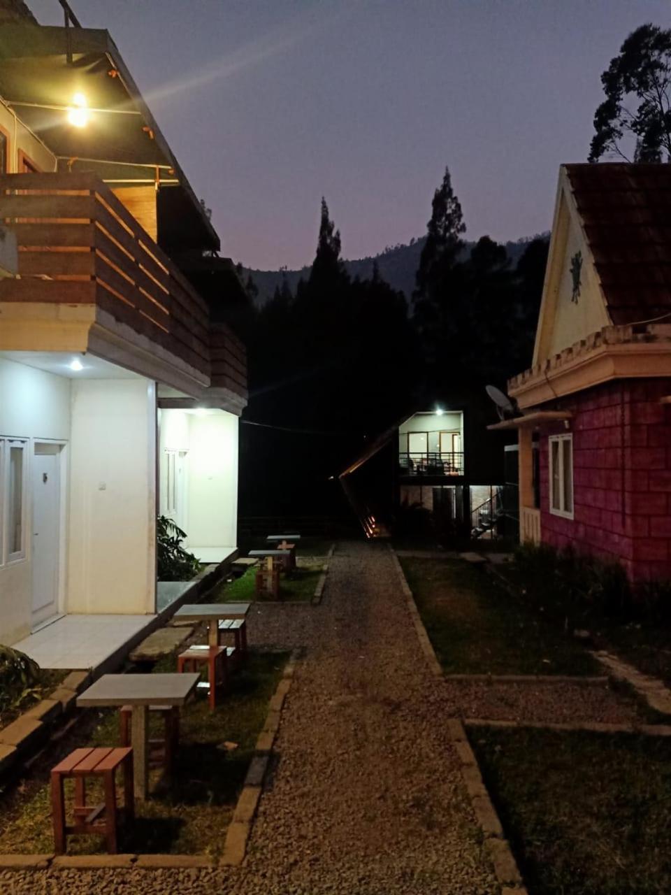 Istana Bromo Resort Exterior foto